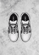 DR B30 White & Black - Sneaker Collective