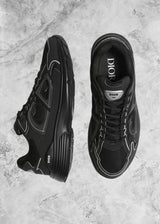 DR B30 Black on Black