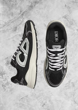 DR B30 Black & White