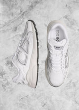 DR B30 White
