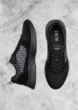 DR B25 Black on Black - Sneaker Collective