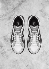 DR B30 White & Grey - Sneaker Collective