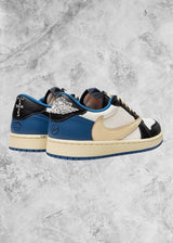 JRDN 1 TS Low Fragment - Sneaker Collective